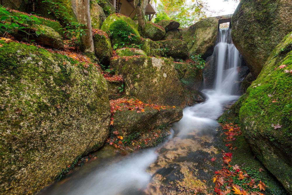 Enchanting Autumn Beauty: Discover Japan’s Top 10 Fall Foliage Destinations